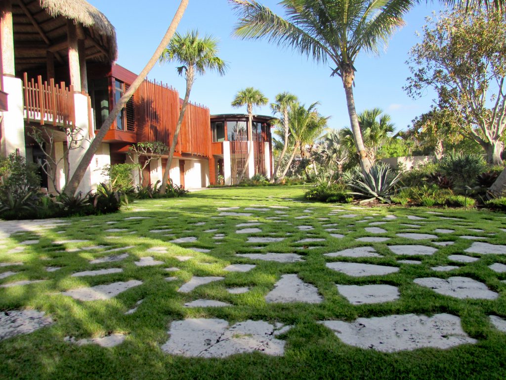 why-hire-a-landscape-designer-in-sarasota